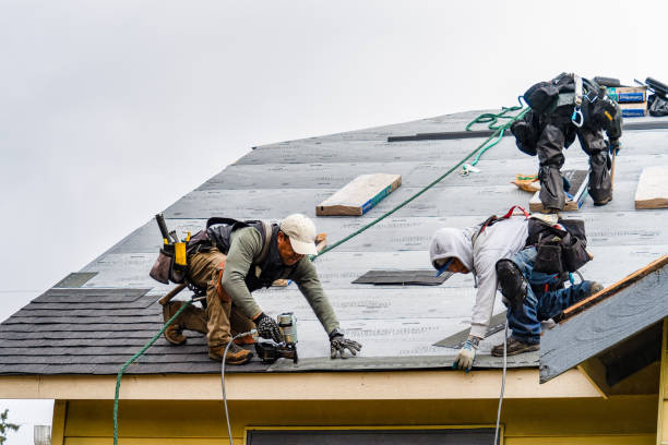Professional Gutter Installation technician working in Cherry Plain, NY